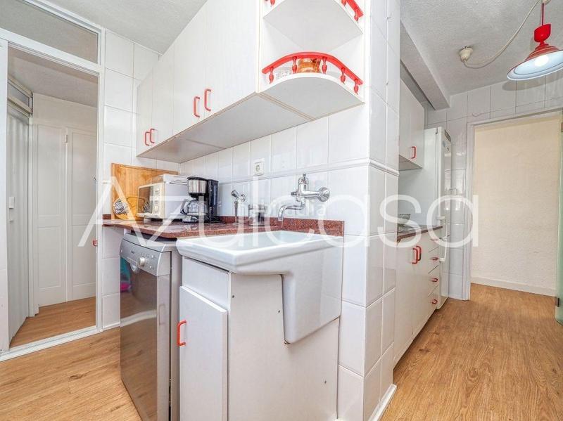 Foto a94af825-1f47-486b-adc7-c3836fd62efb. Pis amb aparcament a Playa Muchavista Campello (el)