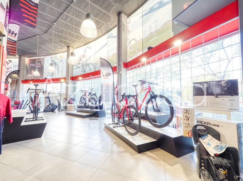 Foto 0b7909bf-3ffa-4e73-9135-0787318f3467. Business premise in Paus - Polígono San Blas Alicante