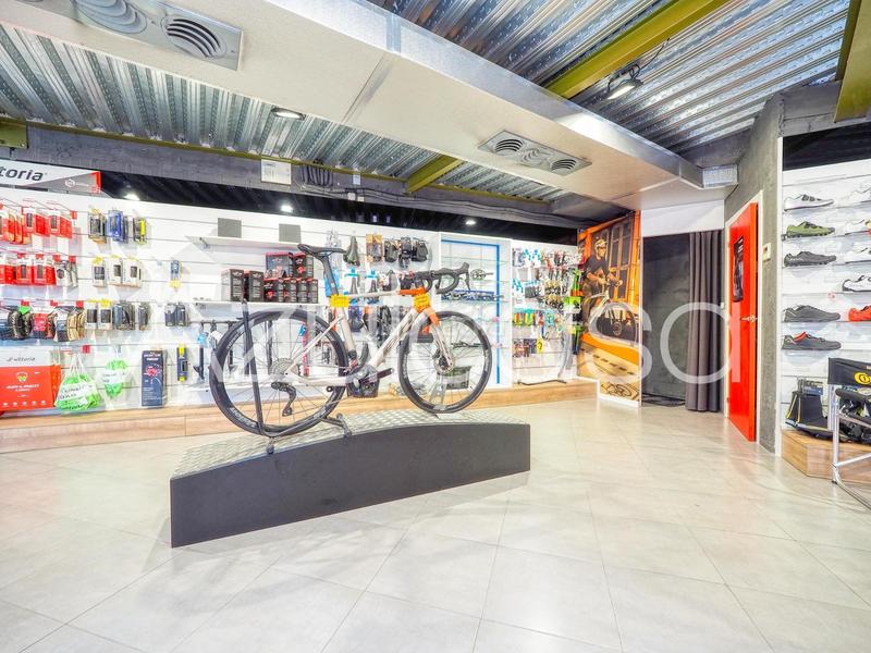 Foto 70a8a836-82cd-4f06-a156-8bdd95f74b15. Business premise in Paus - Polígono San Blas Alicante