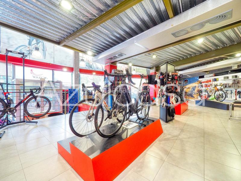 Foto 92757965-debb-4af8-b6b4-184e602dd1e8. Business premise in Paus - Polígono San Blas Alicante