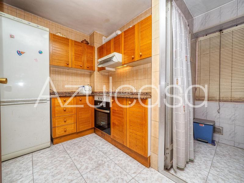 Foto 0b8adcb5-3b9c-4ef2-908c-edcd0c233a21. Pis amb aparcament a Pla de Bon Repós Alicante