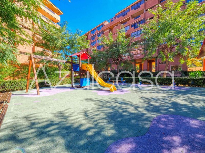 Foto 06272b74-92c8-417e-8908-0c27675589a1. Pis amb calefacció aparcament piscina a Vistahermosa Alicante