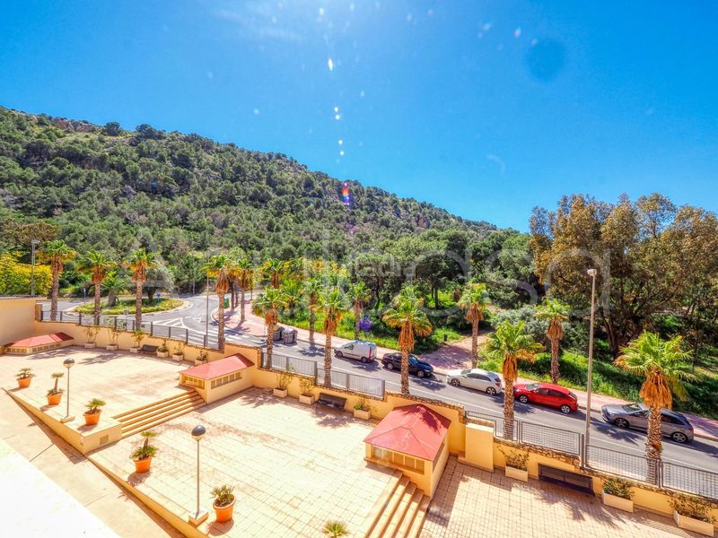 Foto 0a9ddc4c-174a-46b1-961d-414cf6ce3041. Pis amb calefacció aparcament piscina a Vistahermosa Alicante