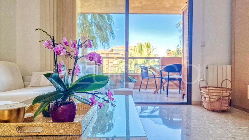 Foto 7b9e8ccc-1e63-4fd6-98cf-c8423563f177. Pis amb calefacció aparcament piscina a Vistahermosa Alicante