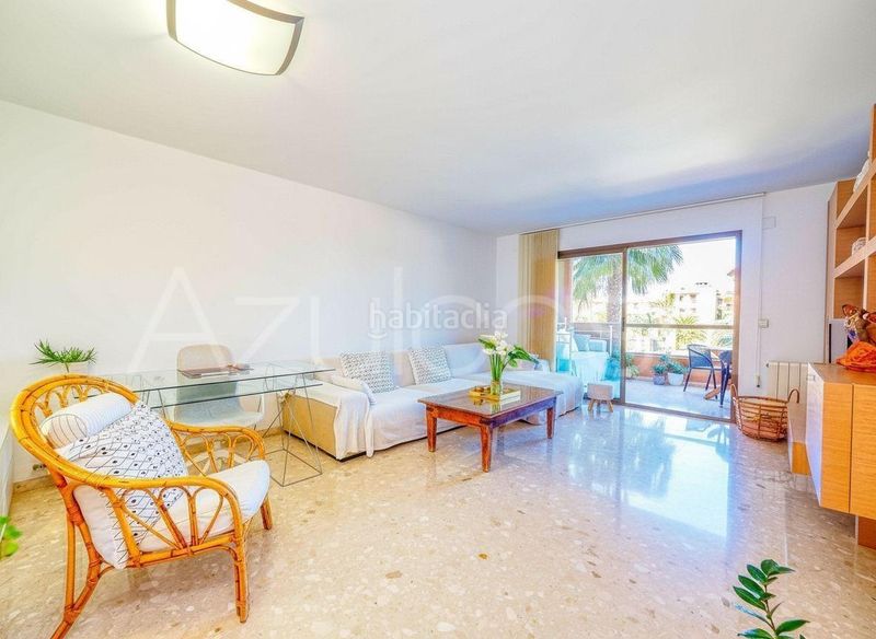 Foto ccc3c76d-6ee9-439b-a8b3-3dc59ea23810. Pis amb calefacció aparcament piscina a Vistahermosa Alicante