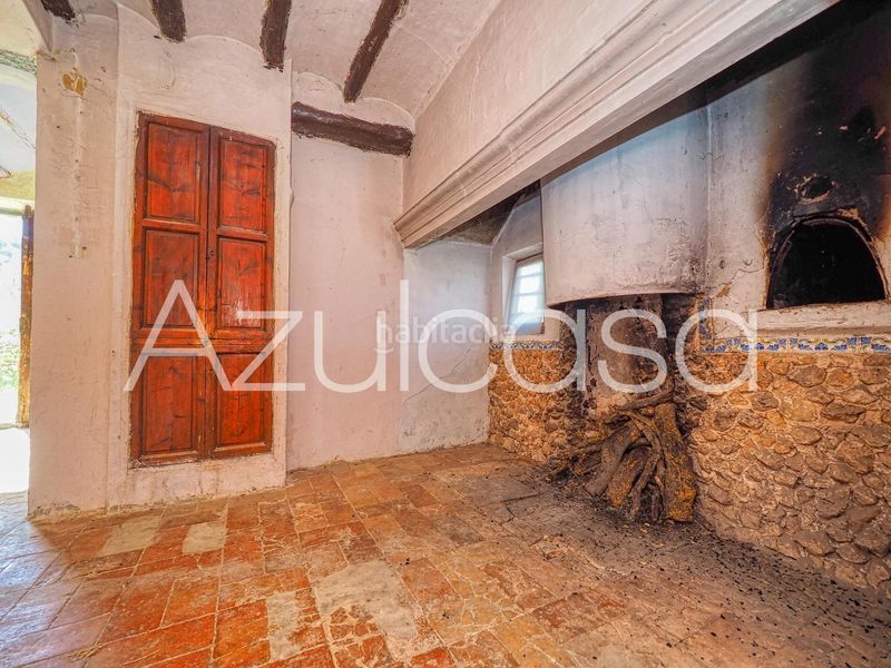 Foto b248e845-595a-42f1-9ba4-0b14f229b1bf. Masia a Banyeres de Mariola