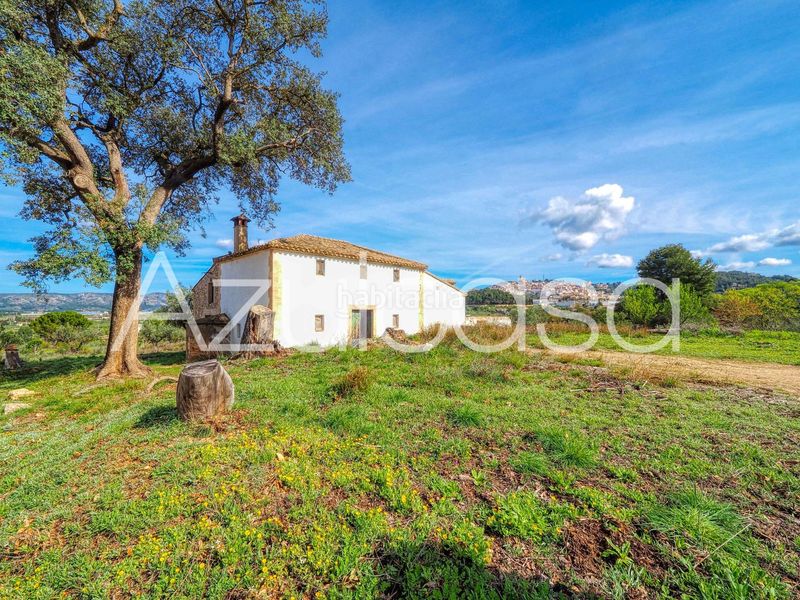 Foto cf746206-69a1-45b0-8381-14b97060ed7c. Masia a Banyeres de Mariola