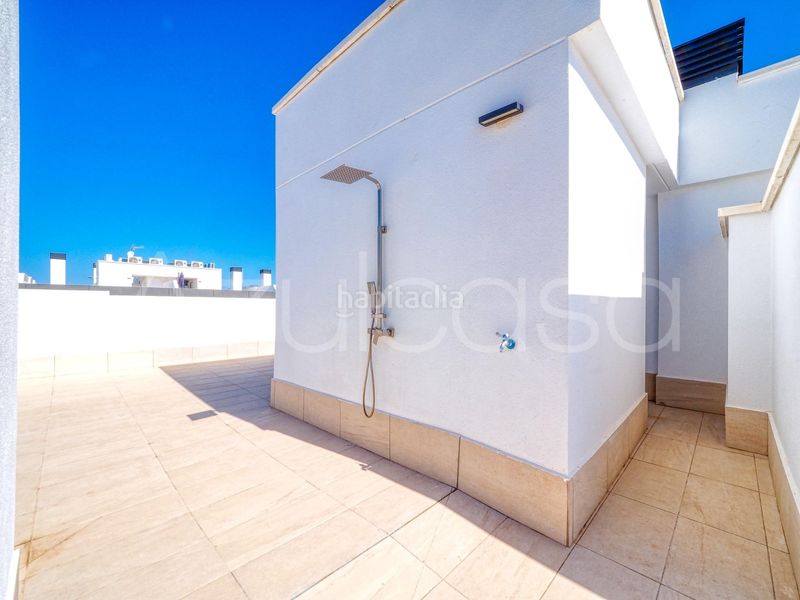 Foto a37f03f8-3141-4d22-ab17-ee72bd7016b7. Àtic amb calefacció aparcament piscina a Garbinet - Parque de las Avenidas Alicante