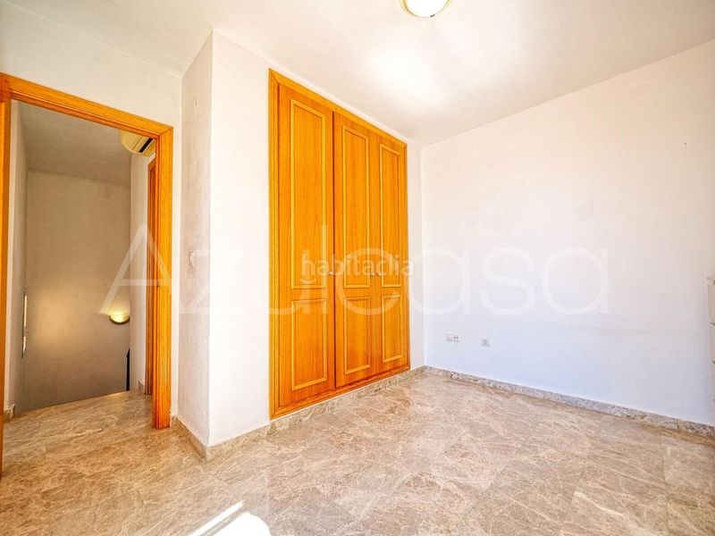Foto 4ca7f1bd-3069-4d20-a78b-afcd9bb04913. Casa adossada amb aparcament piscina a Bonalba-Cotoveta Mutxamel