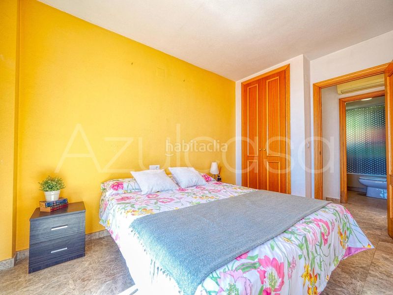Foto 7f894b69-8ca5-4908-98e9-4193d93754a9. Casa adossada amb aparcament piscina a Bonalba-Cotoveta Mutxamel