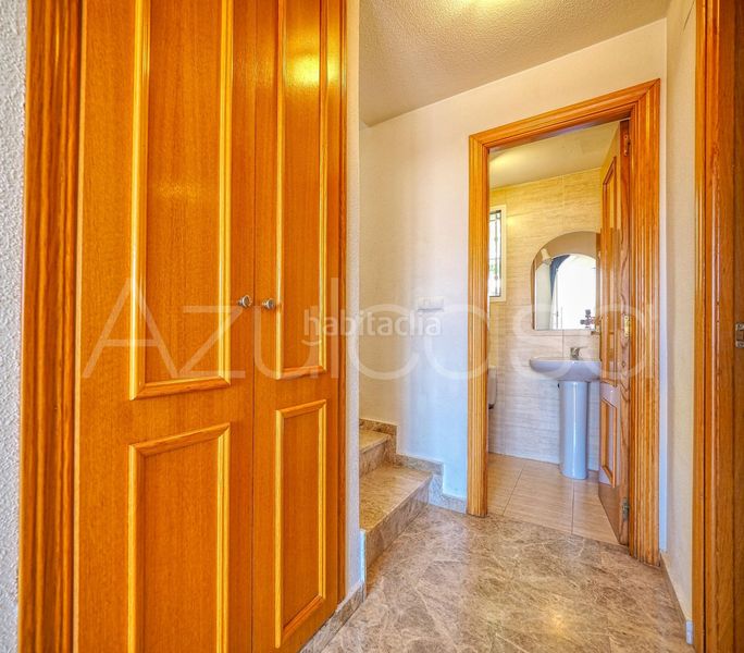 Foto 9a351188-8a7d-4019-a005-6a048d936b29. Casa adossada amb aparcament piscina a Bonalba-Cotoveta Mutxamel