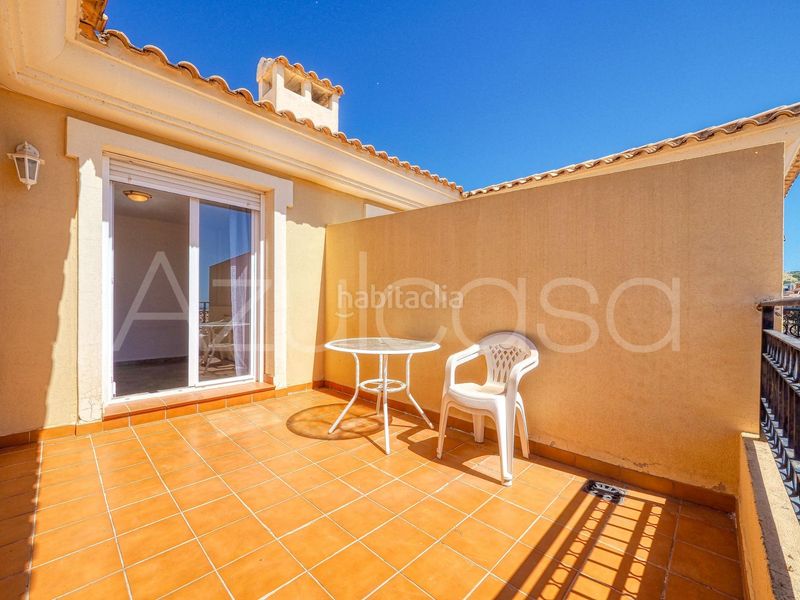 Foto b0f13e52-82e0-44db-a767-b6186b2ed255. Casa adossada amb aparcament piscina a Bonalba-Cotoveta Mutxamel