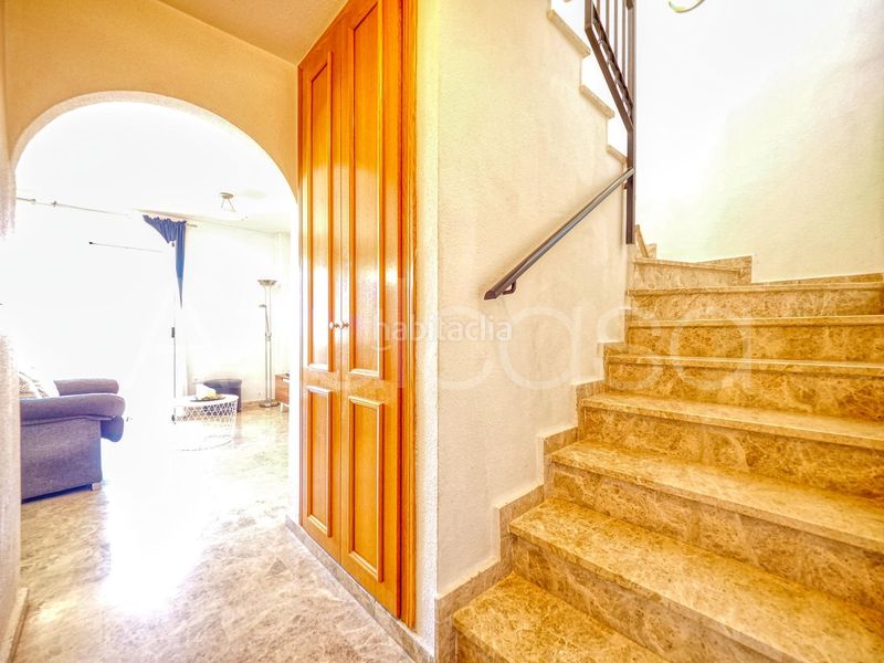 Foto d45d5ad1-1c6f-4c5e-92a1-0898162be46f. Casa adossada amb aparcament piscina a Bonalba-Cotoveta Mutxamel