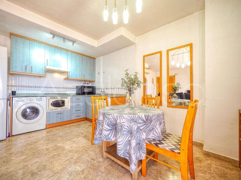Foto e2d344cb-086d-4e3e-93e2-241f4fd79341. Casa adossada amb aparcament piscina a Bonalba-Cotoveta Mutxamel