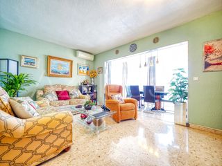 Flat in Rincón Bajo. Estupenda vivienda en 3ª linea de playa en benidorm