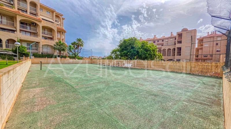 Foto 9b09f8a8-ce6d-4452-8482-fcb43883ea86. Dúplex amb aparcament piscina a Playa Muchavista Campello (el)
