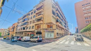 Flat  Calle aureliano ibarra. Oportunidad. piso en venta de 3 dormitorios en altozano