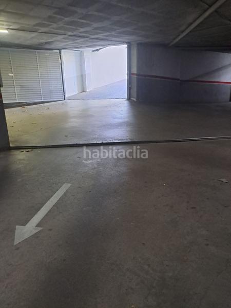 Foto b9a8c4cc-609b-41ae-bdef-644a042fbe4a. Miete autoparkplatz in Via Europa - Parc Central Mataró