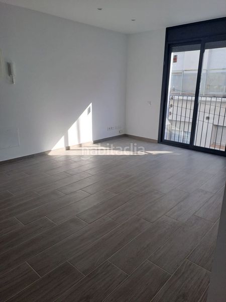 Foto c5f3e5b0-9e8c-4879-8409-6d08ec235740. Rent flat in Cerdanyola Nord Mataró