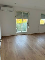 Miete Etagenwohnung in Cerdanyola Sud. Piso en alquiler en sud  cerdanyola, 2 dormitorios.