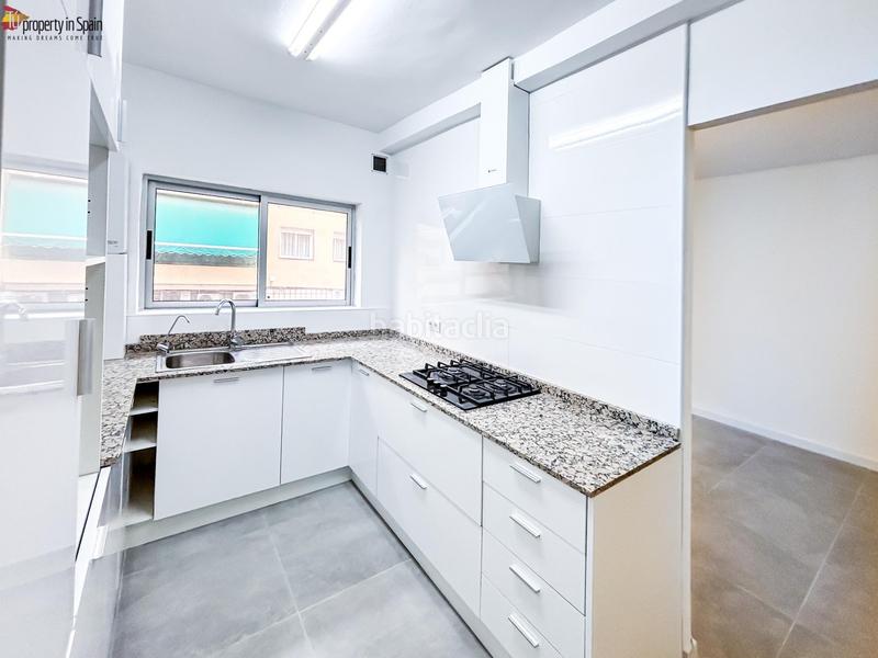 Foto 2604c80c-9849-4f7f-86f0-ef0b3f5ca3da. Piso  en venta en carolinas en Carolinas Altas Alicante