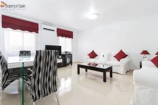 Etagenwohnung  Calle baronia de polop. Planta baja reformada