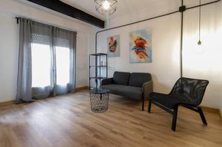 Location Appartement  Calle arbres. Piso en alquiler en carrer dels arbres