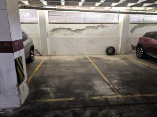 Location Parking voiture  Calle de padre recaredo de los ríos. Plaza de garaje en padre rearedo de los rios nuevo san blas