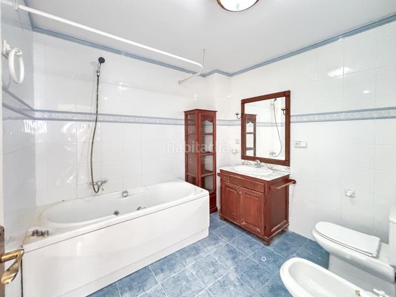 Foto 218fe3ee-9af3-4282-89ec-b20c24a88022. Pis a Carolinas Bajas Alicante