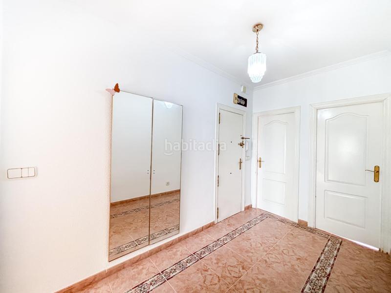 Foto 271d9e40-d958-43e3-a3a1-964d6deec57a. Pis a Carolinas Bajas Alicante