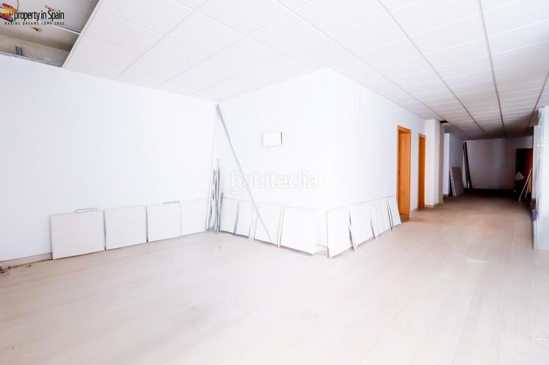 Foto 60c82197-5bed-4e4e-9ad3-d978a4345afe. Local comercial a Carolinas Altas Alicante