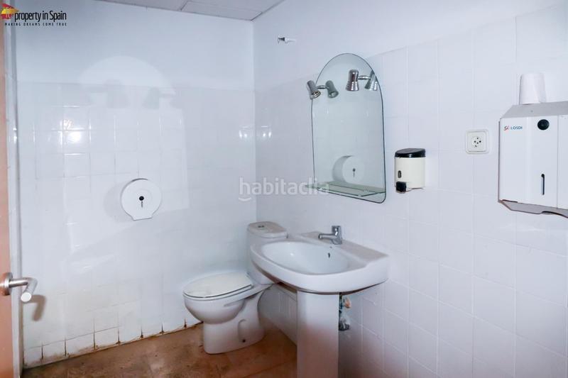 Foto f7a377f1-fcce-4c13-ba26-fbcad4ad7209. Local comercial a Carolinas Altas Alicante