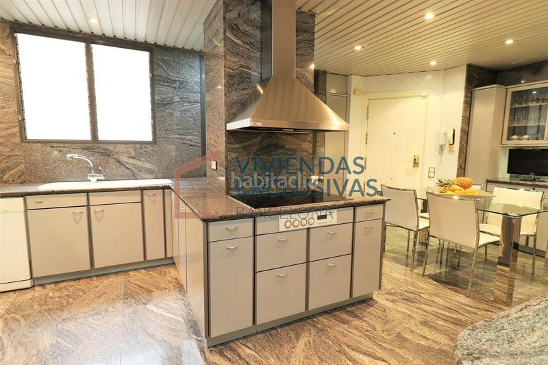Foto 7c5a1343-05fa-4894-8473-55a5ecaac455. Ático  dúplex con 90m de terraza y 2 plazas de pk en calle mallorca en Barcelona