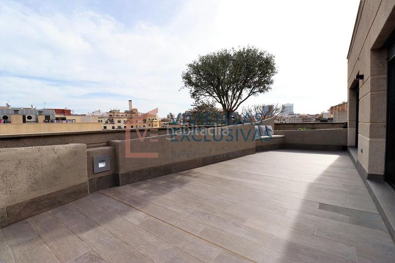 Foto bbd38858-7390-4f09-bc53-cf831a23dba4. Ático  dúplex con 90m de terraza y 2 plazas de pk en calle mallorca en Barcelona