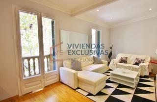 Rent Flat  Carrer de muntaner. Esquinero en calle muntaner con parís
