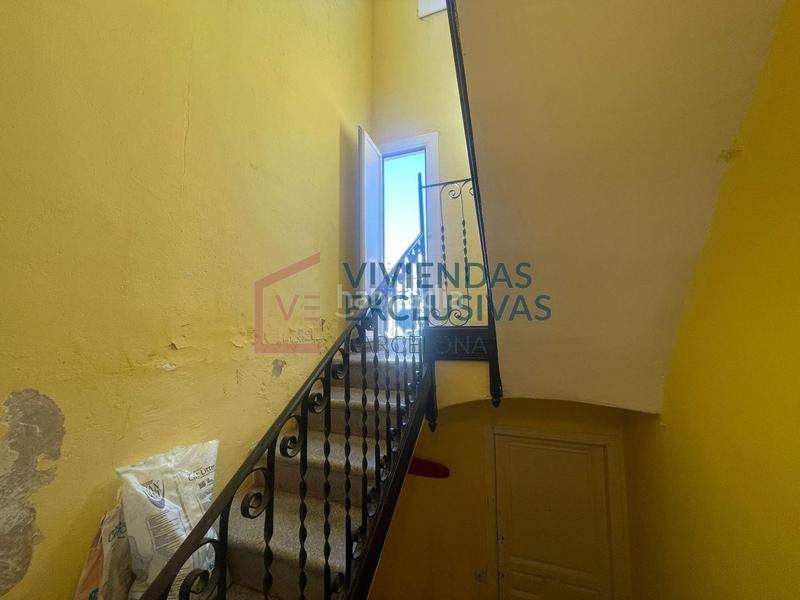 Foto 94b94cf2-3543-47fd-b6e5-fce5414cd25f. Edificio en avenida de la generalitat 42 propiedad vertical en zona centro sta coloma gramanet inversión en Santa Coloma de Gramenet