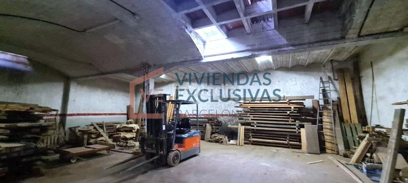 Foto 2c2ae6c9-3831-4c6d-8de5-adf241af19bf. Local comercial a Sant Antoni Barcelona