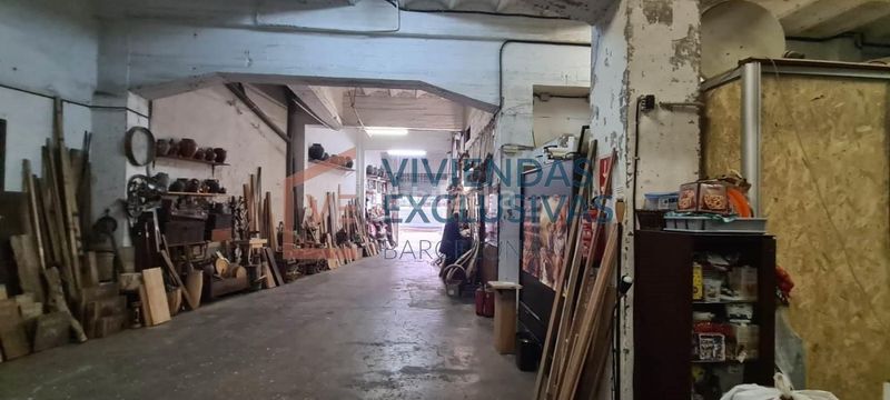 Foto 81c37e3f-61b8-4b94-a122-5094b3e4e3e8. Local comercial a Sant Antoni Barcelona