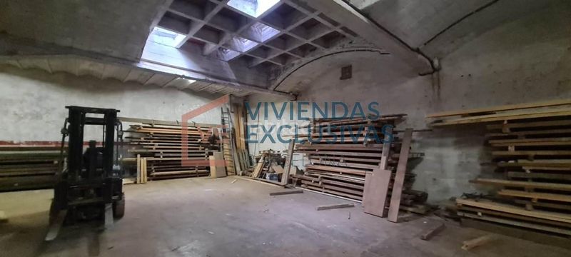 Foto c275bc51-1eed-4272-a897-5bc982507522. Local comercial a Sant Antoni Barcelona