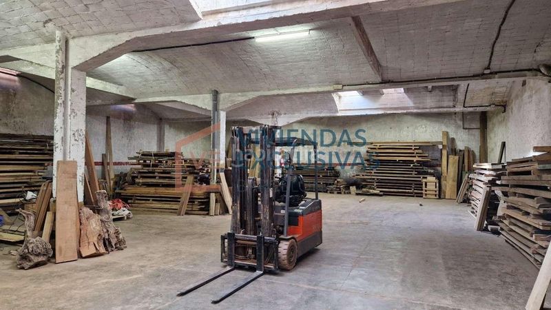 Foto c90cf7ca-eb92-45c3-b0ed-ec300790a776. Local comercial a Sant Antoni Barcelona