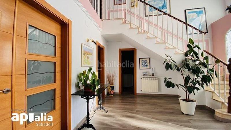 Foto 2bb0b8f6-1444-40fe-8468-7704f2f31f17. Chalet con riscaldamento parcheggio piscina in Castellarnau Sabadell