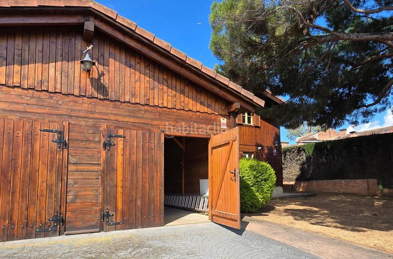 Foto 200a9391-5223-484c-b7d5-86e3d37a9643. Casa  de madera de estilo nórdico en venta en la exclusiva urbanización de can duran, en Canovelles