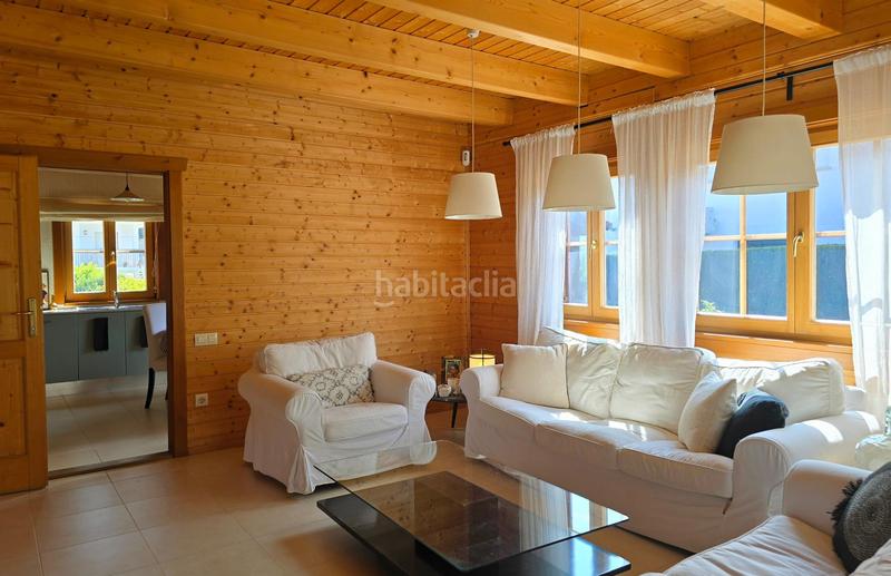Foto 3f96404c-48cc-42f9-8b4a-81781ee3f39a. Casa  de madera de estilo nórdico en venta en la exclusiva urbanización de can duran, en Canovelles