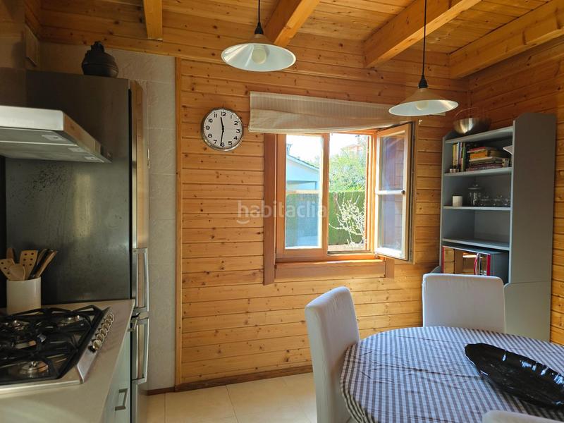 Foto d625afe4-4210-45aa-97ae-2b0e632ffe55. Casa  de madera de estilo nórdico en venta en la exclusiva urbanización de can duran, en Canovelles