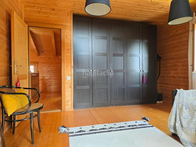 Foto eb0a79dd-49ba-40ac-a532-6ce923de9c53. Casa  de madera de estilo nórdico en venta en la exclusiva urbanización de can duran, en Canovelles