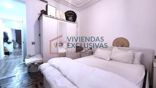 Appartement  Carrer de la lluna. En ciutat vella  un piso con alma, que invita a quedarse
