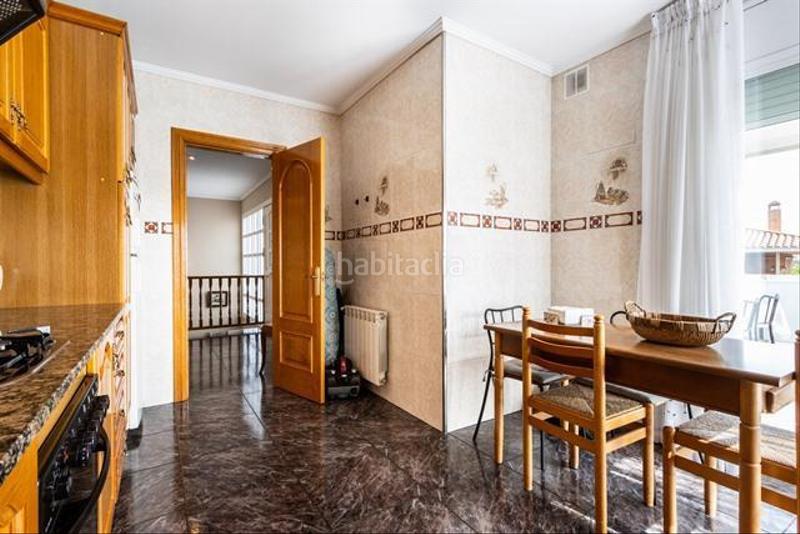 Foto 5609369d-b3aa-4b7a-b5e9-c4f1e75584f8. Casa en Castellarnau Sabadell