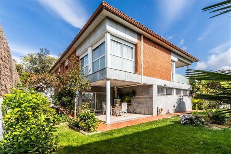 Foto c40d5faf-2c79-4af2-bcce-ef8416ff1280. Casa en Castellarnau Sabadell