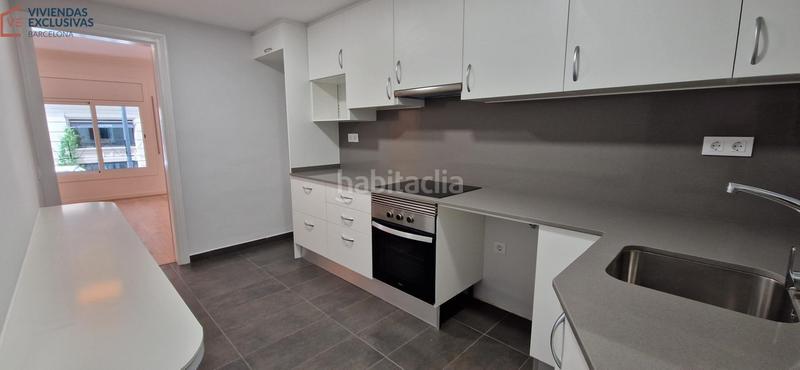 Foto d5b37e3c-e2ad-4ca3-8c1f-1616d12e38f3. Location bureau dans carrer de loreto 50 dans Barri de les Corts Barcelona