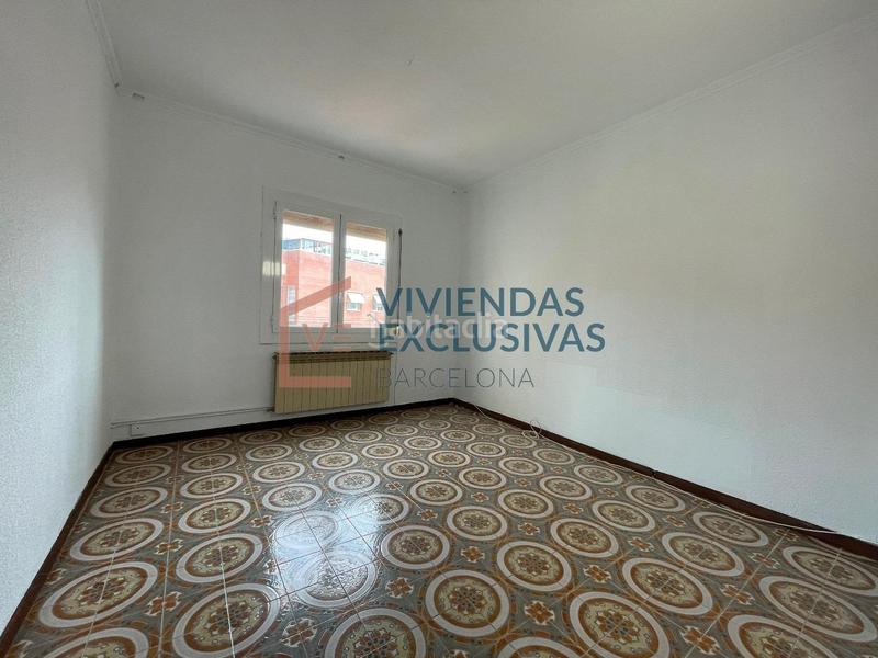 Foto e1b03943-d96b-40c6-b396-4221e7754bd9. Piso en Horta Barcelona